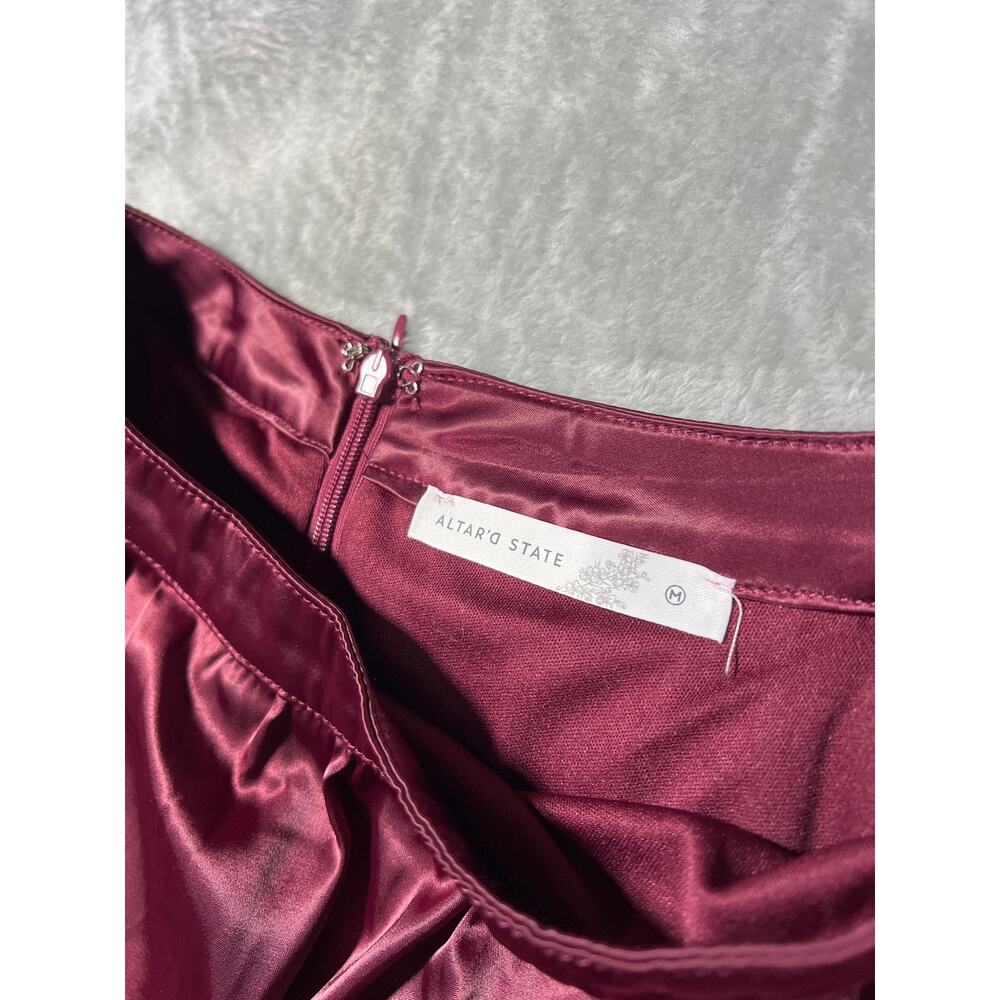 Altar'd State Burgundy Satin Tulle Hem Mini Skirt NWT Size Medium - Picture 5 of 7